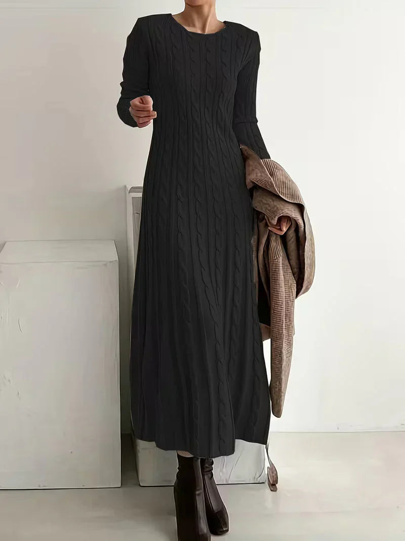 Mailys - Longue Robe Hivernale en Maille Tressée