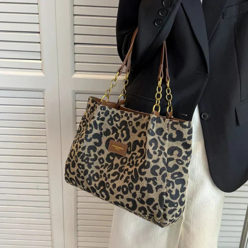 Leonia - Trendová Kabelka Shopper s Leopardím Vzorom