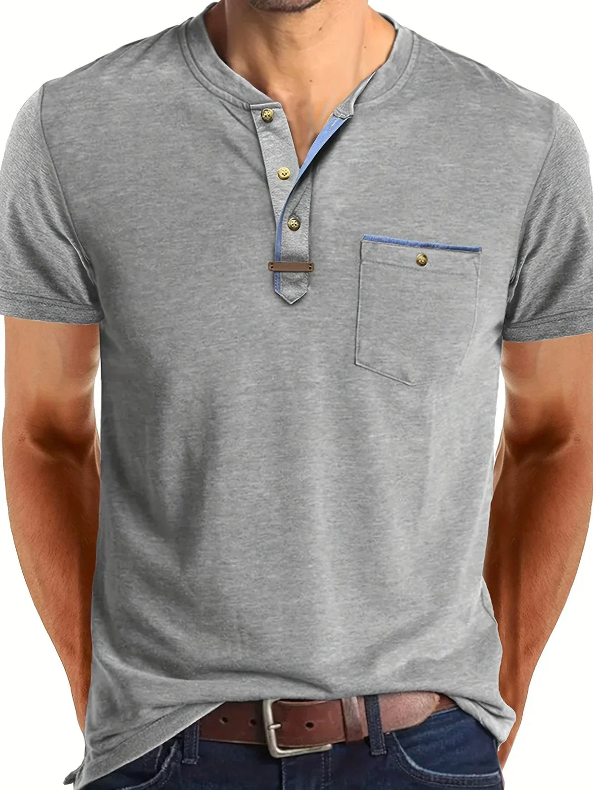 Eusébio - Elegant T-Shirt med Knapper og Lomme