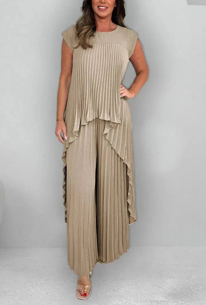 Siana - Chic Pleated 2pcs Set