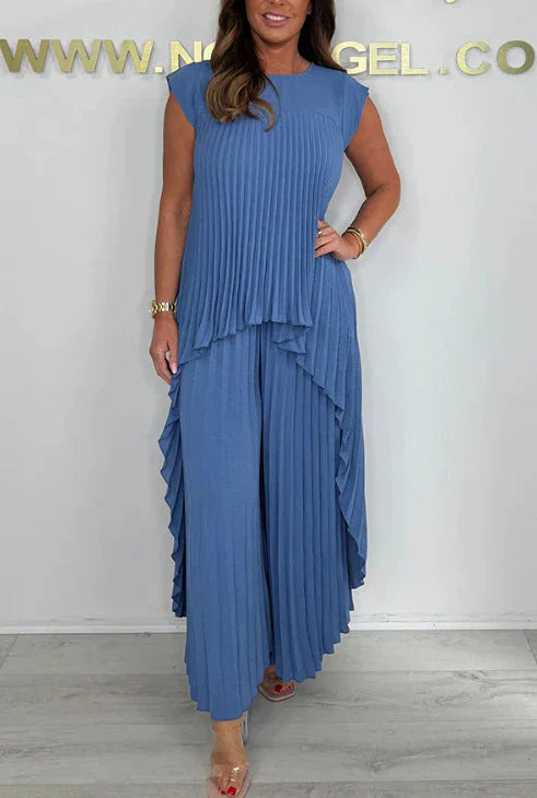 Siana - Chic Pleated 2pcs Set