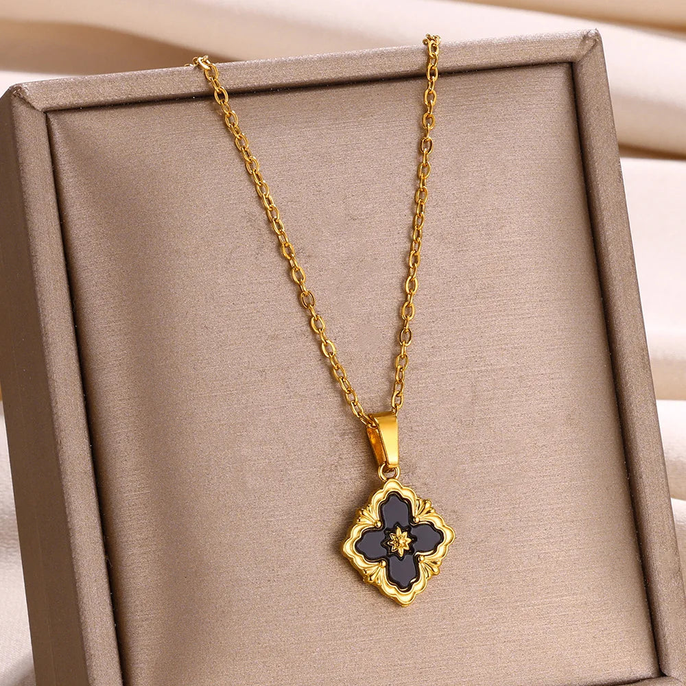 Collier Porte Bonheur Plaqué Or