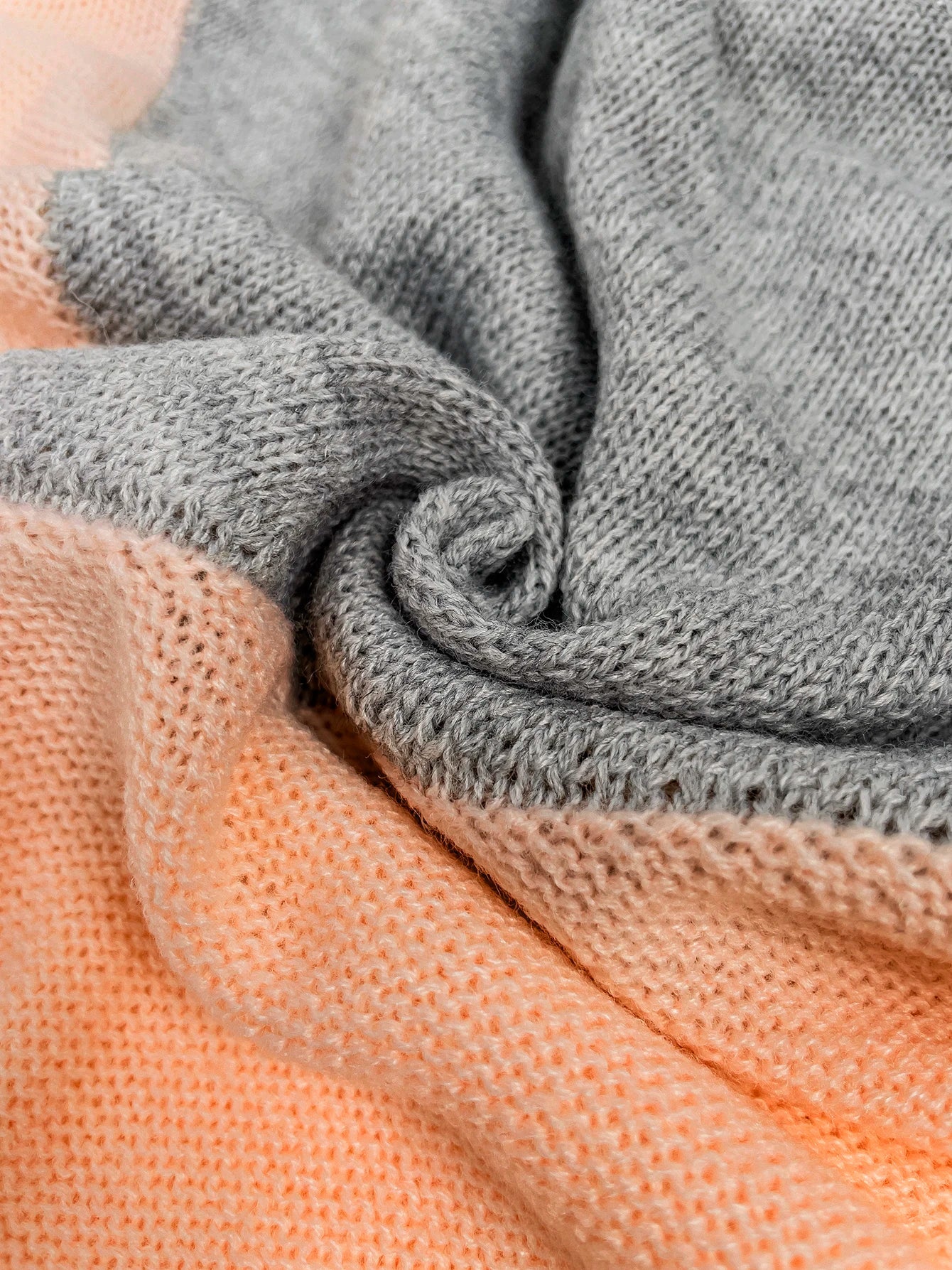 Leslie - Pull en Maille Tricolore Géométrique