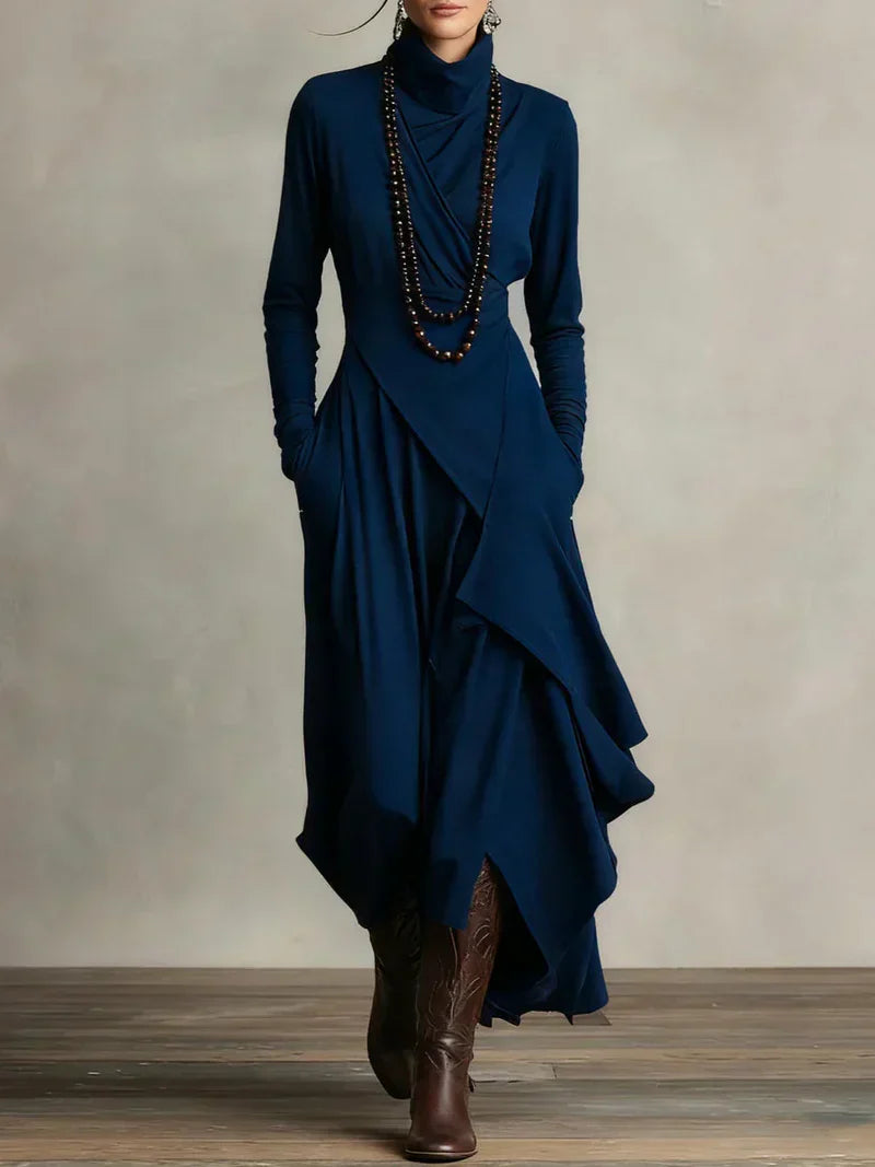 Petra - Longue Robe Asymétrique Col Roulé Chic