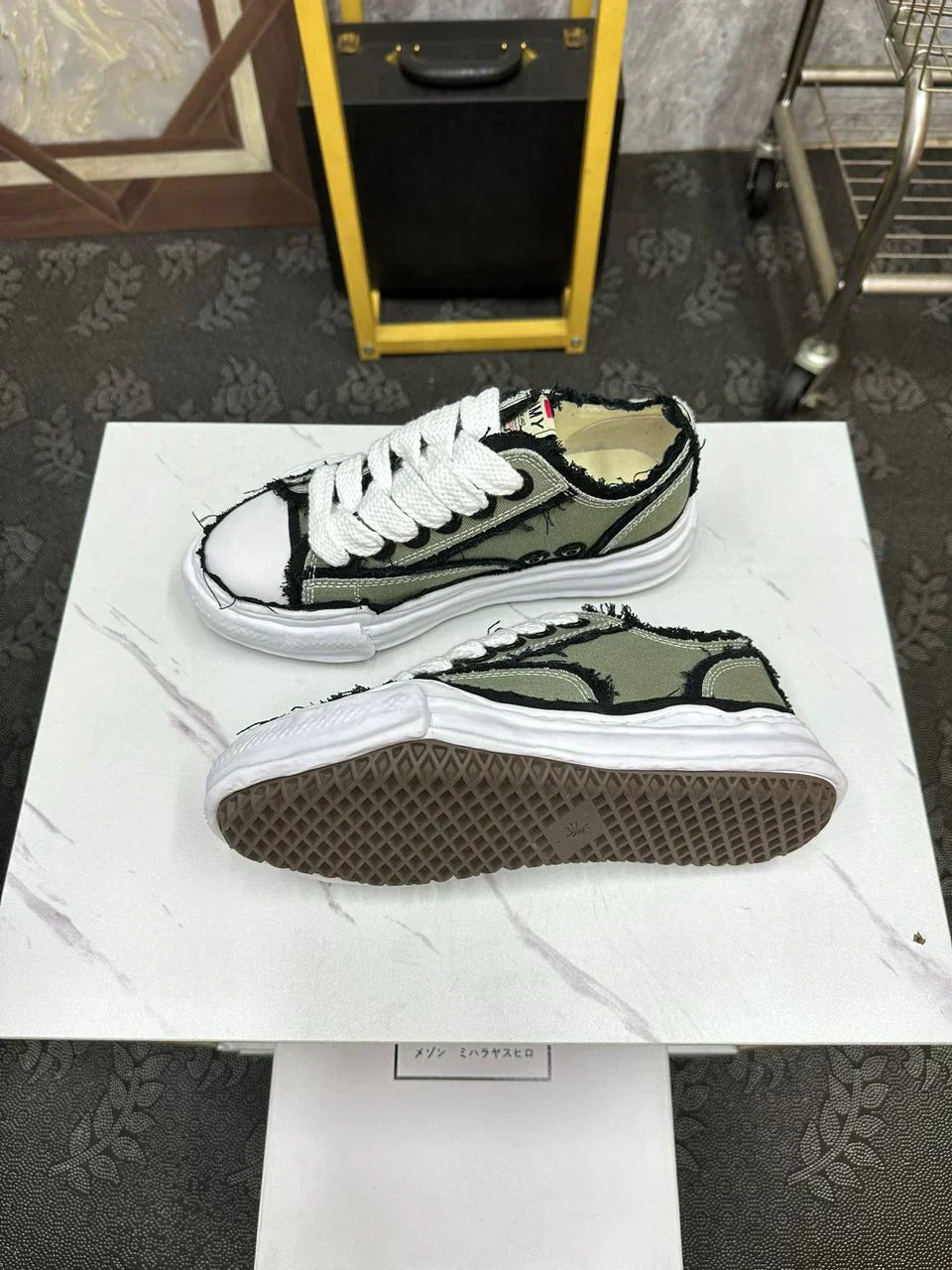 Noam - Tennis à Lacets Atypiques Olive