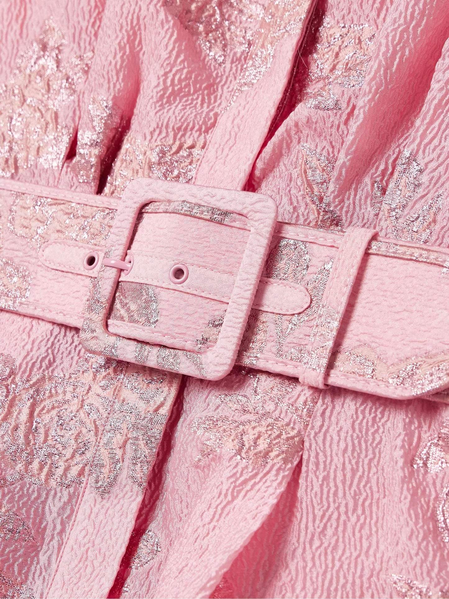 Bethany - Robe Couture Brodée à Ceinture