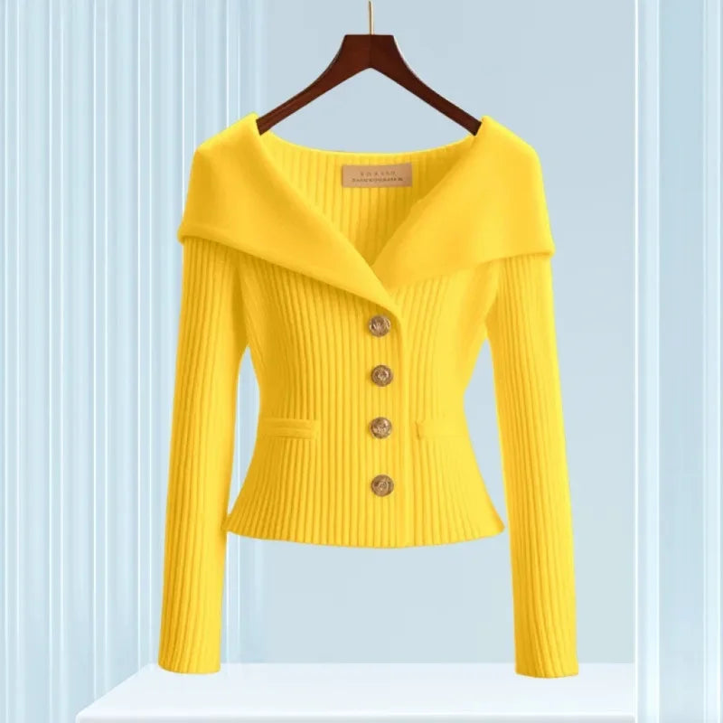 Clarisa - Elegantný Kardigán z Luxusnej Priadze