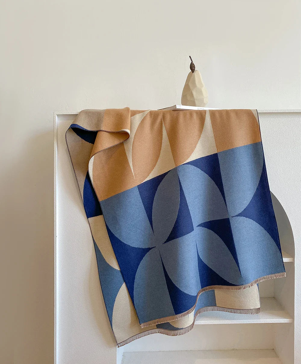 Natha - Écharpe Chaude Géométrique Haute Couture