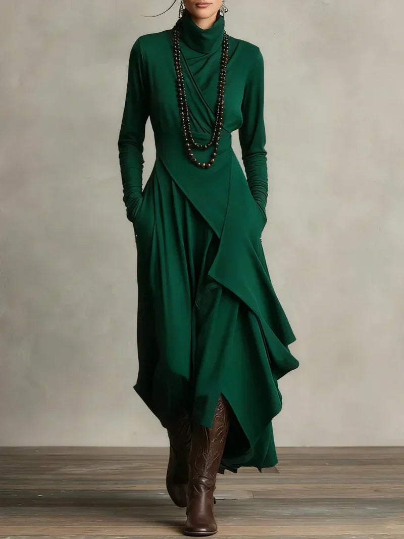 Petra - Longue Robe Asymétrique Col Roulé Chic