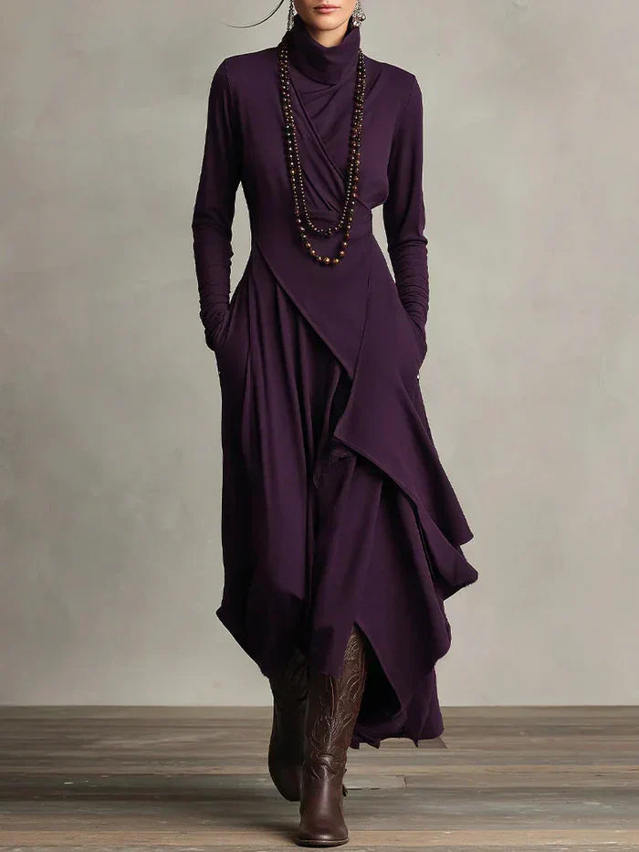Petra - Longue Robe Asymétrique Col Roulé Chic