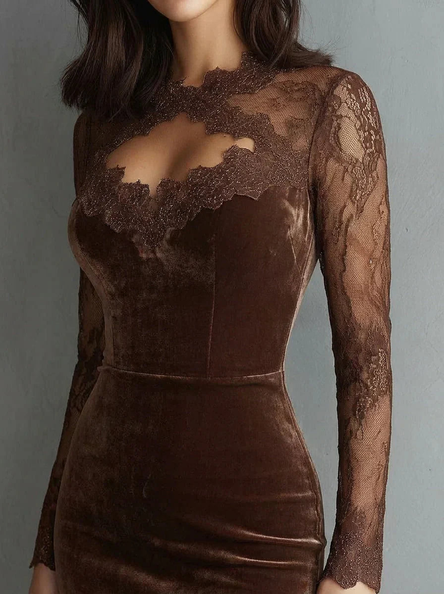 Aliyah - Robe en Daim et Dentelle Sensuelle Chic