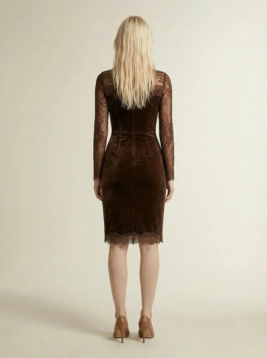 Aliyah - Robe en Daim et Dentelle Sensuelle Chic